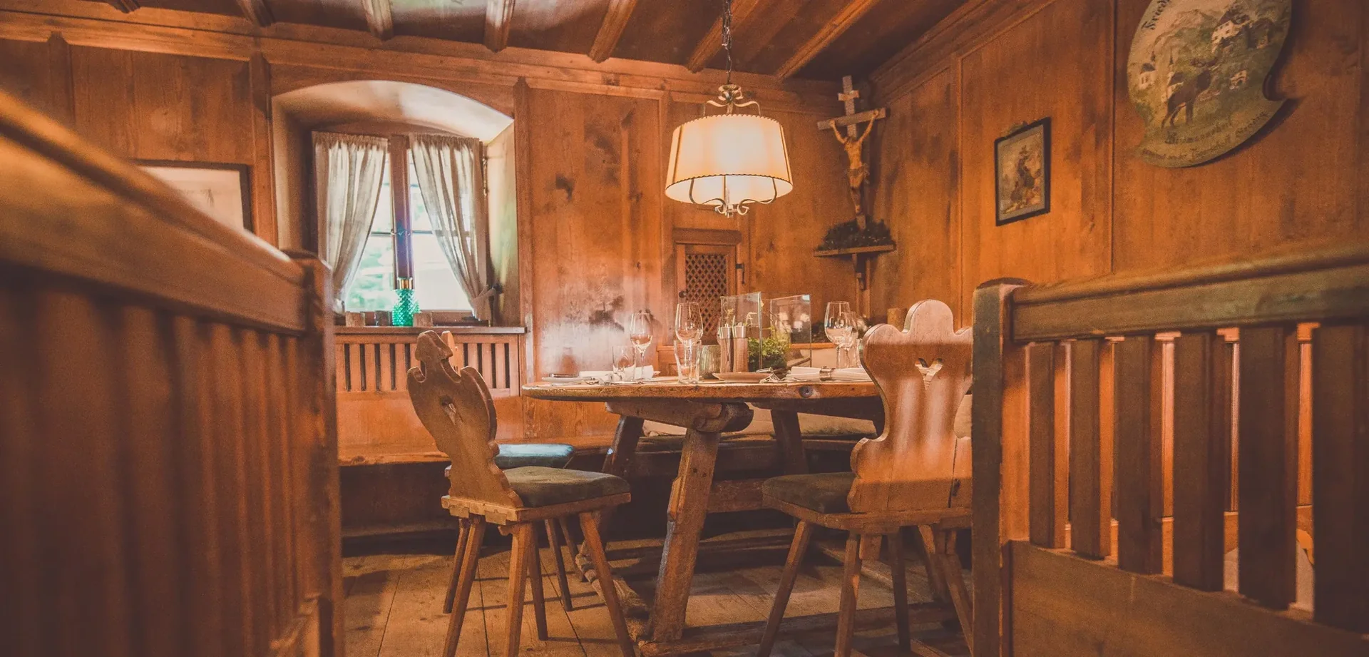 VIP Table · Latschenwirt Parlours